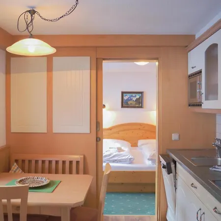 Apartpension Schollberg Gasthof St. Anton am Arlberg