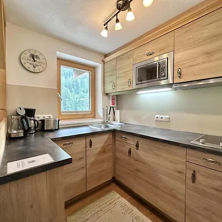 Penzion Apartpension Schollberg Sankt Anton am Arlberg