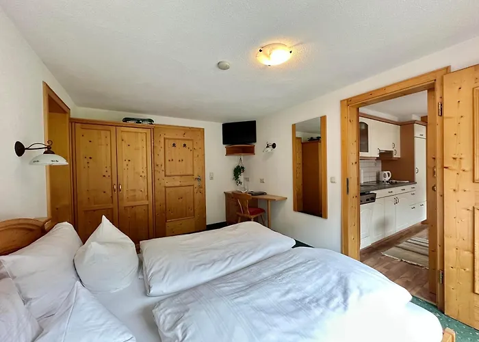 Apartpension Schollberg بيت ضيافة 3*