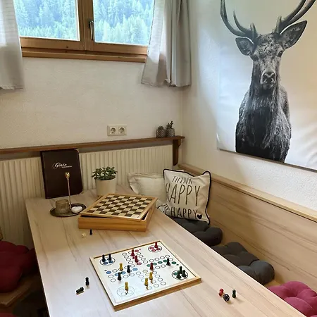 Apartpension Schollberg 招待所 圣安东阿尔贝格