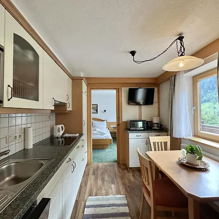 Apartpension Schollberg 3* 圣安东阿尔贝格