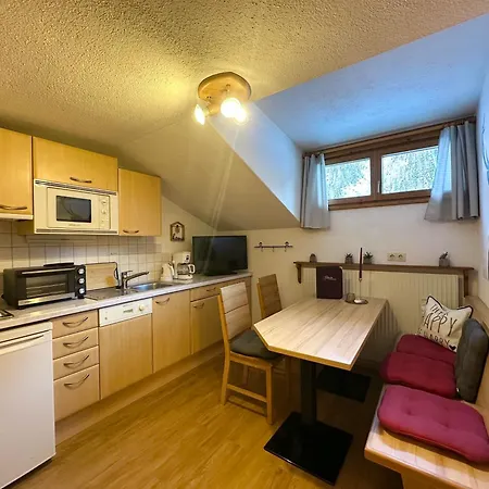 Apartpension Schollberg 3* سانكت أنتون ام ارلبرغ